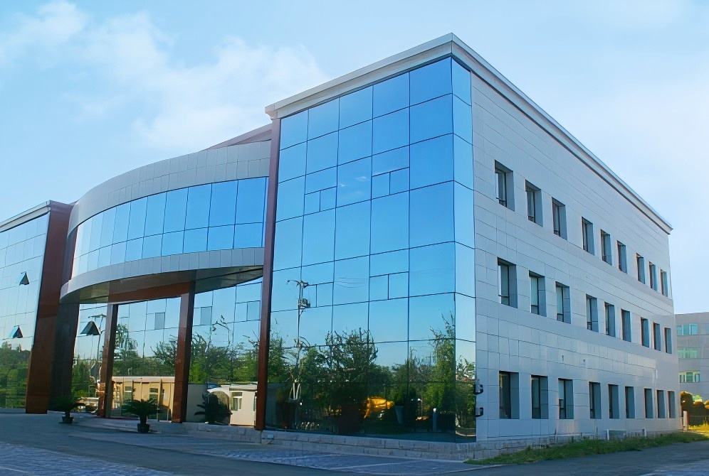 First subsea seismic instruments unveiled; company inaugurated independent office base
